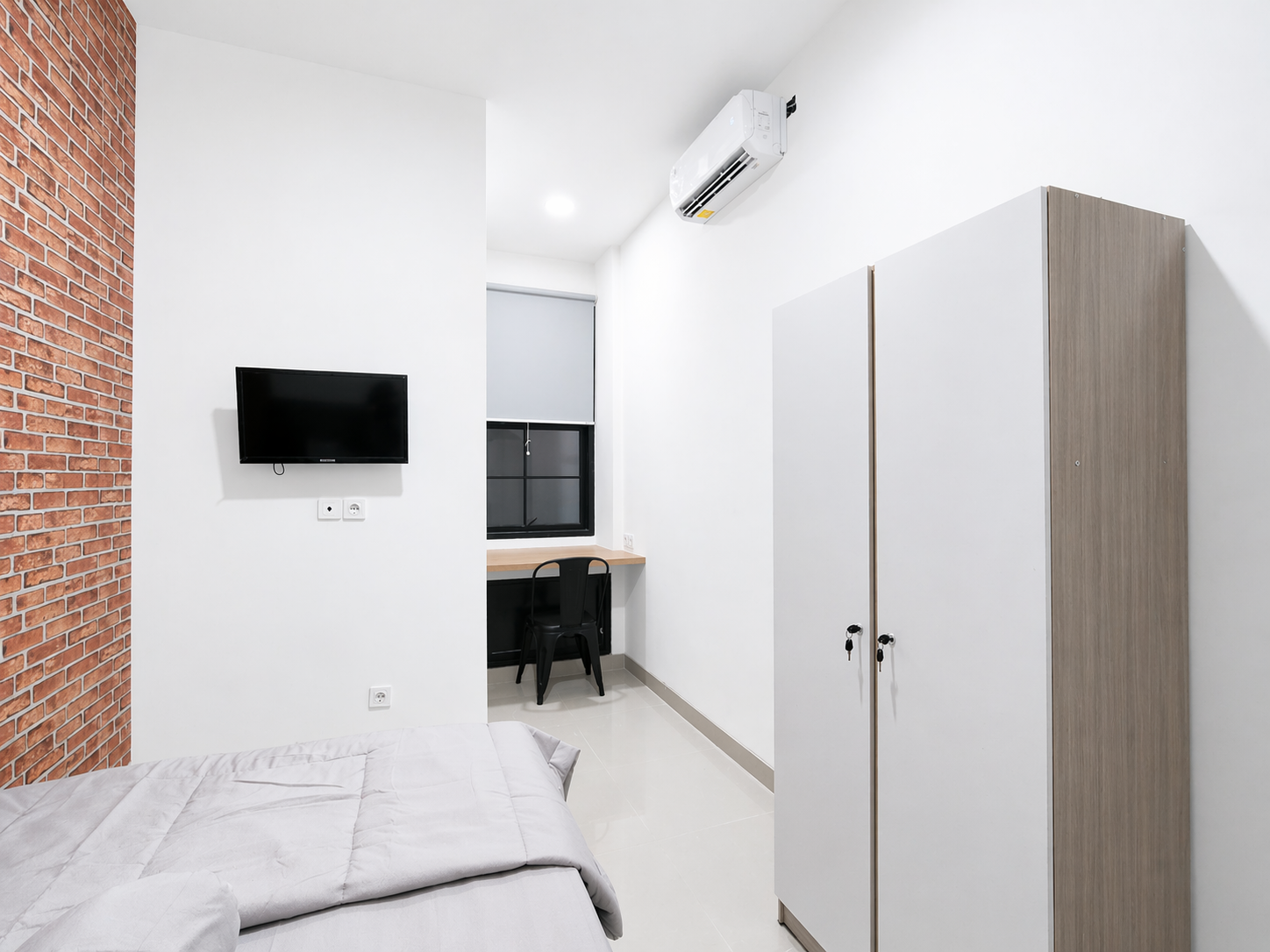 2BR